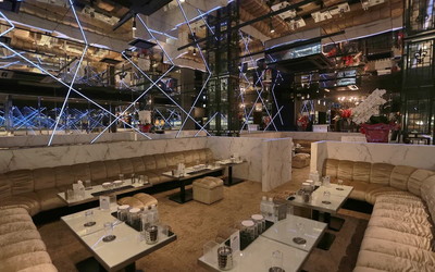 リアリスの店内1